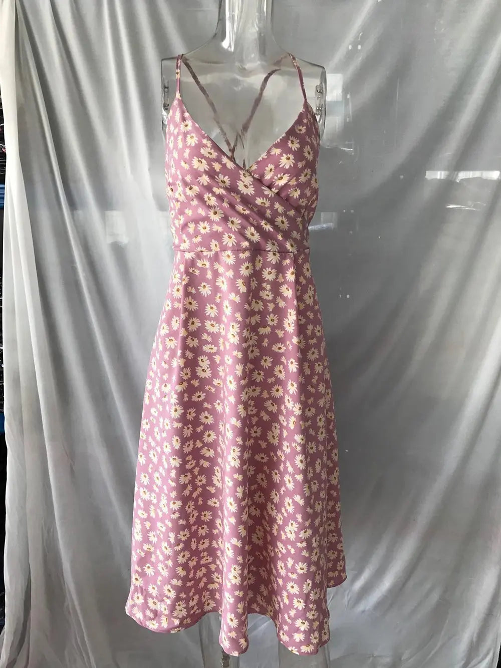 Vestido Midi  Cuello en V  Estampado Floral y Tirantes