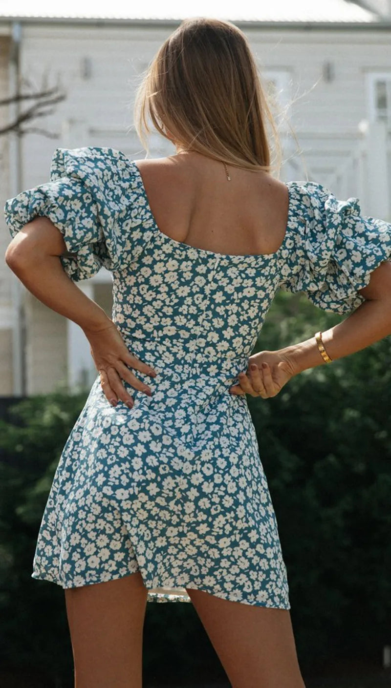 Vestido de Manga Bufante  con cuello Cuadrado  y estampado Floral