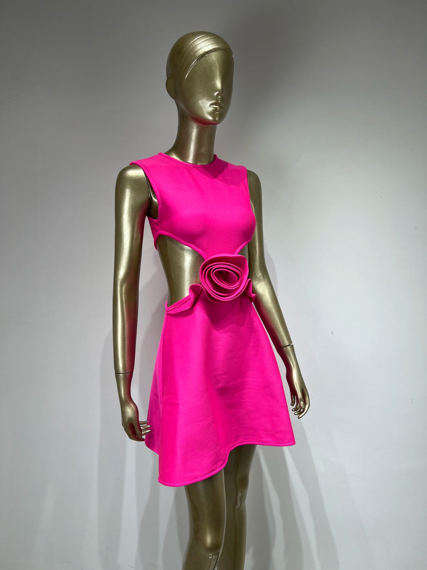 Minivestido sin Mangas con una Rosa