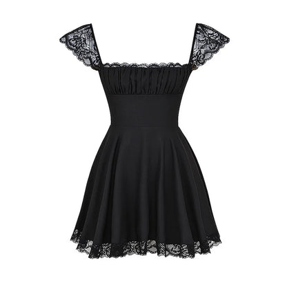 Vestido Negro Plisado con Encaje