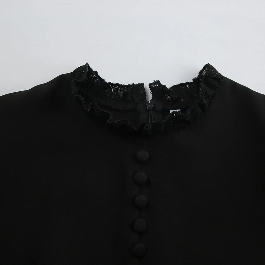 Minivestido de Encaje Negro Manga larga y con Cuello Redondo