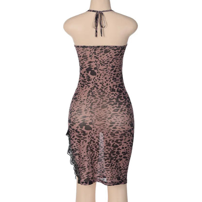 Vestido con Estampado de Leopardo Retazos de Encaje y Abertura.