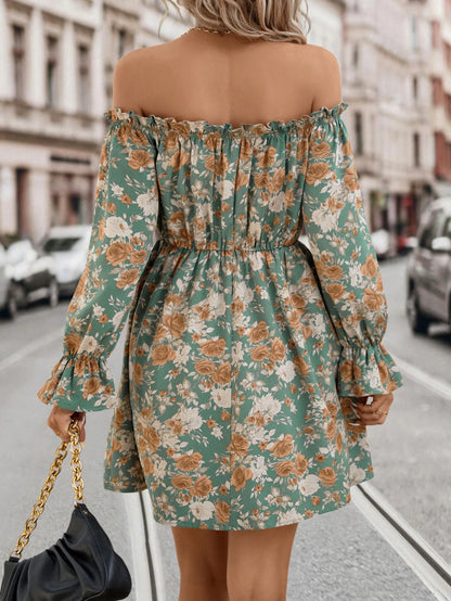 Vestido con Hombros Descubiertos con Volantes y Estampado Floral